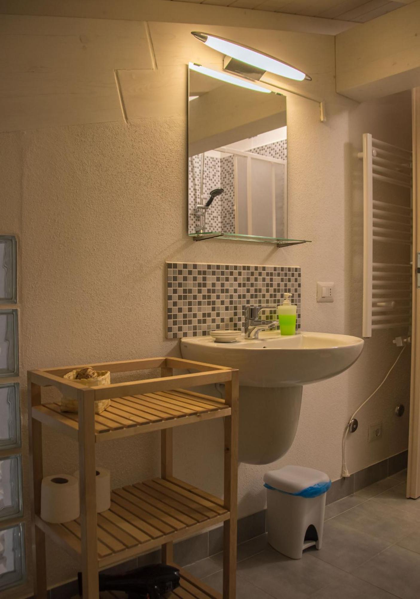 Agriturismo Orto Dei Rolli Монелья Номер фото