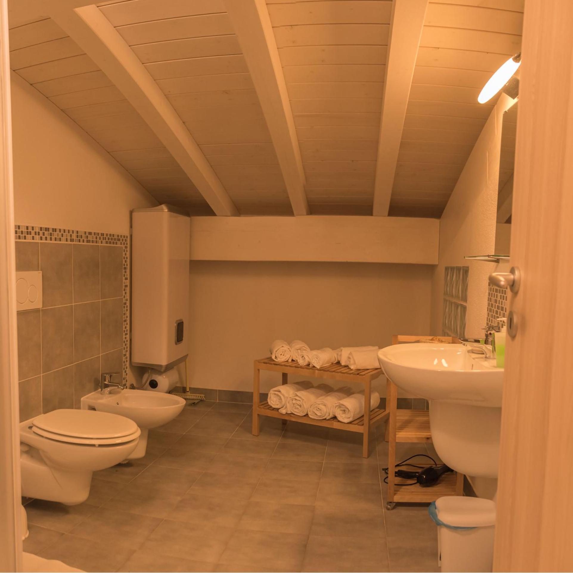 Agriturismo Orto Dei Rolli Монелья Номер фото